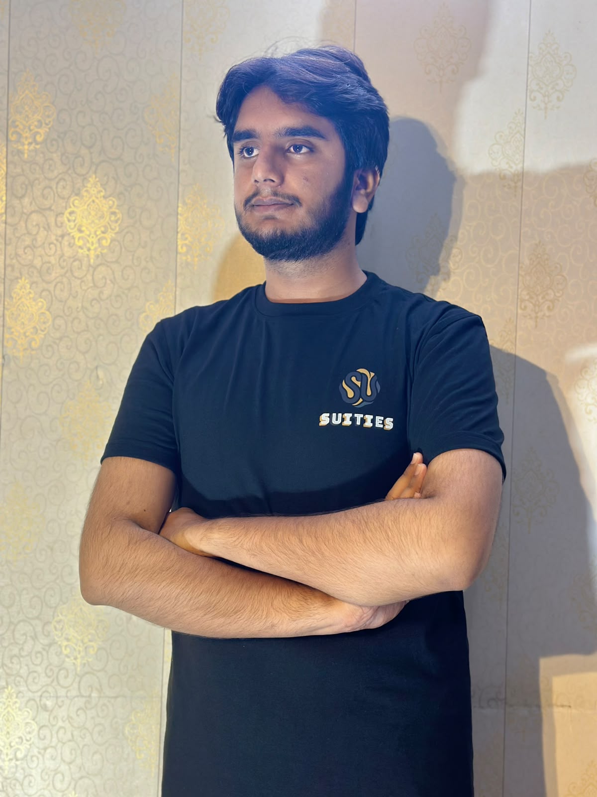 Casual Classic Black Cotton Crew Neck T-Shirt with Chest Graphic